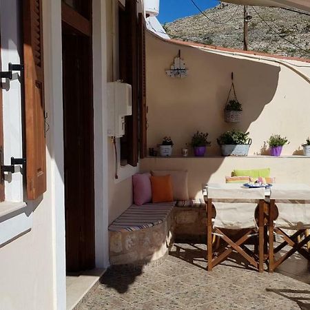 Mika'S House Villa Chalki Town Eksteriør bilde