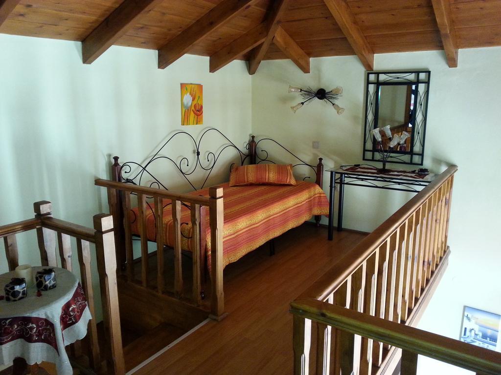 Mika'S House Villa Chalki Town Rom bilde