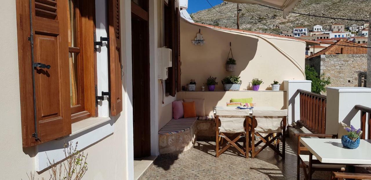 Mika'S House Villa Chalki Town Eksteriør bilde