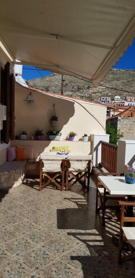 Mika'S House Villa Chalki Town Eksteriør bilde